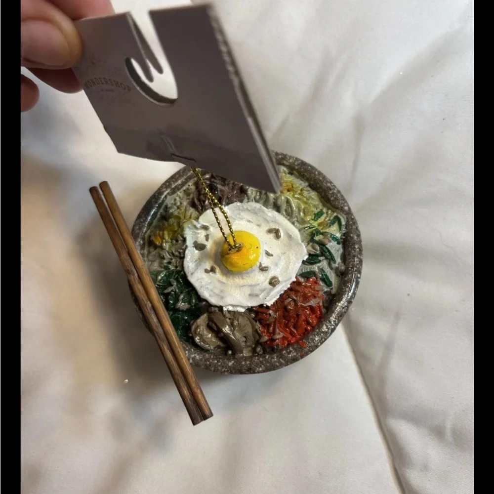 Wondershop charming ramen